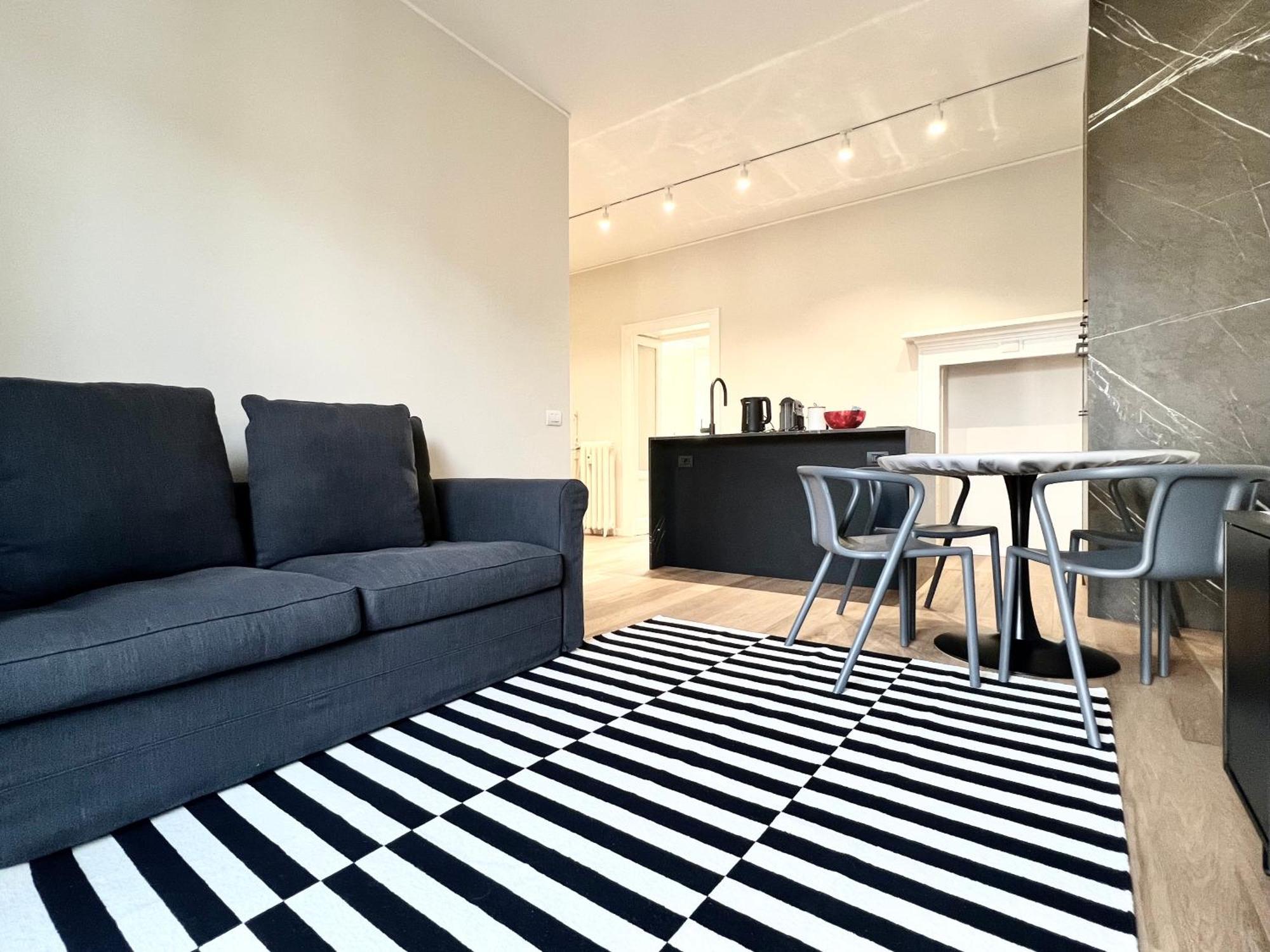 Comecasa Fashion Apartment In Via Mantova Милан Экстерьер фото